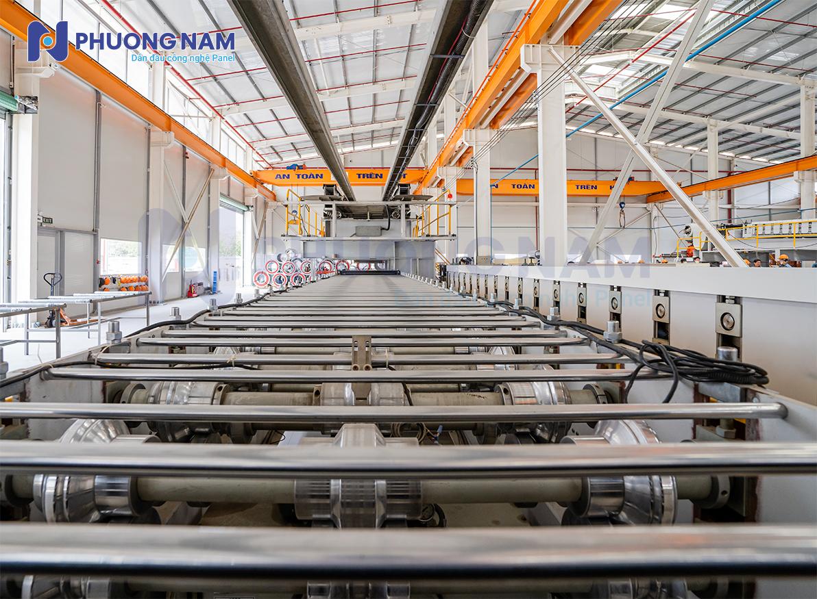 Công dụng và ứng dụng của tôn 5 sóng bạn nên biết