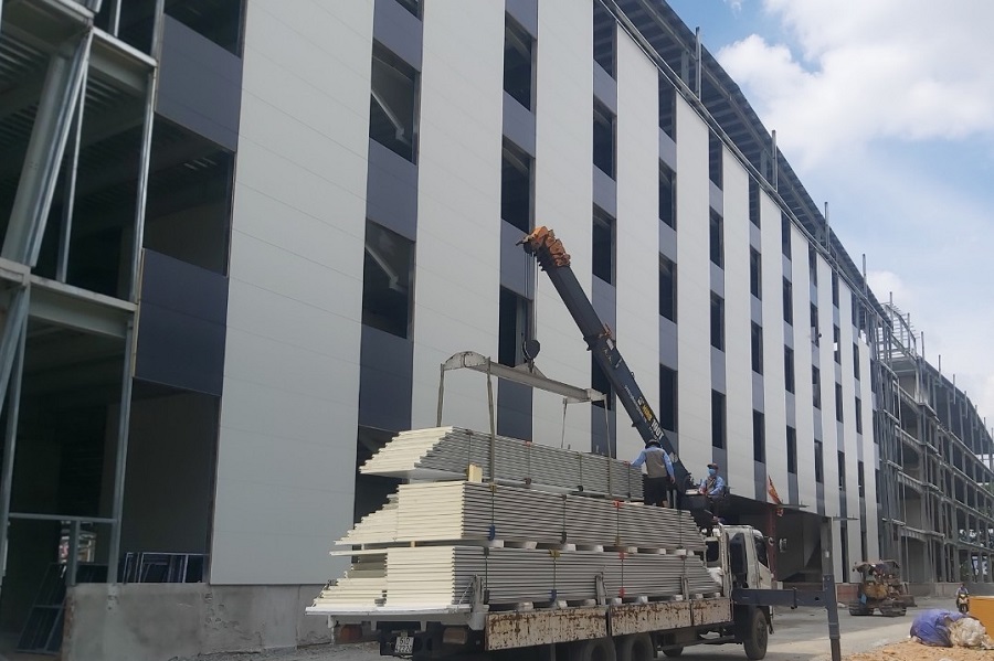 Explore Ham Lam factory with Phuong Nam Sandwich Panel